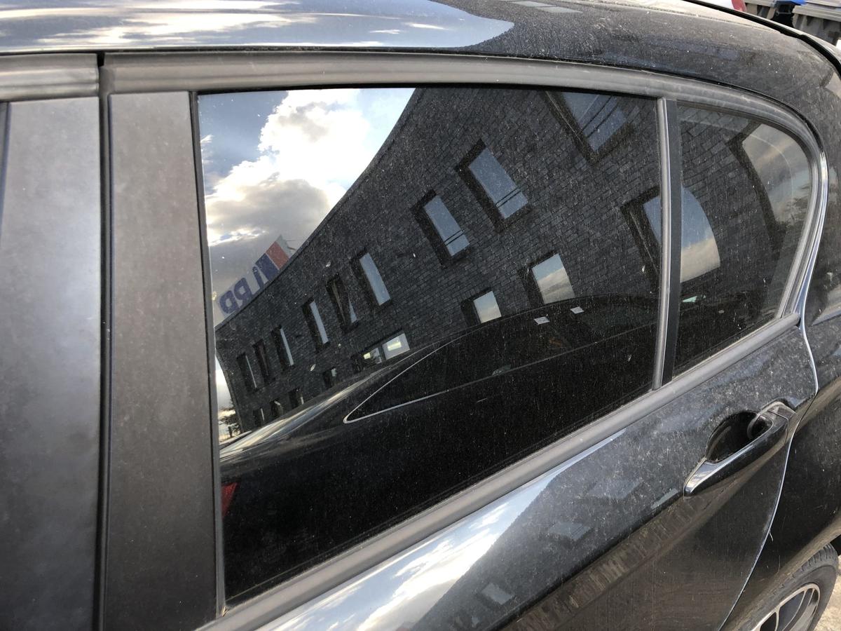 BMW 1er F20 Türscheibe hinten links Seitenscheibe 5 türer Foliengetönt