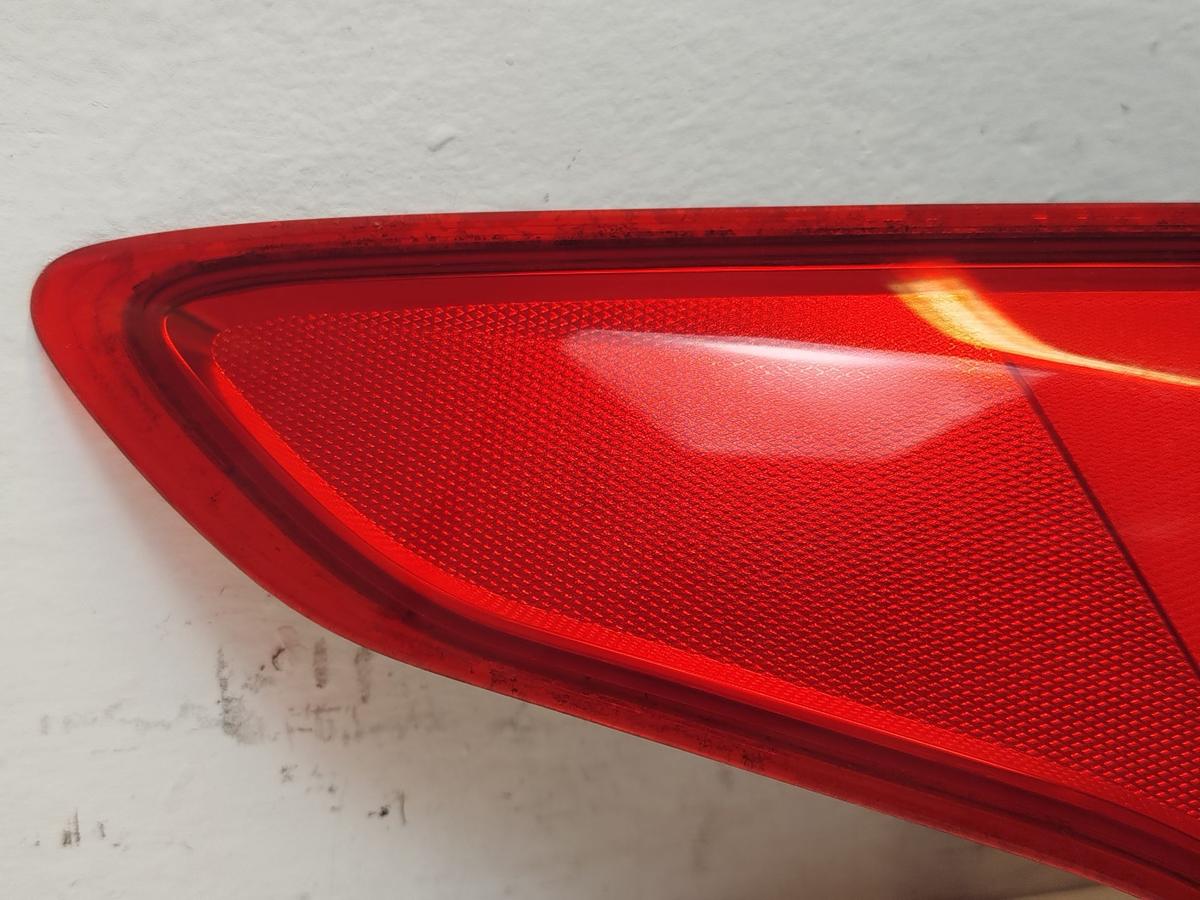 Ford Focus DYB CEW Turnier R&uuml;ckleuchte links au&szlig;en Ecke Facelift OHNE LED
