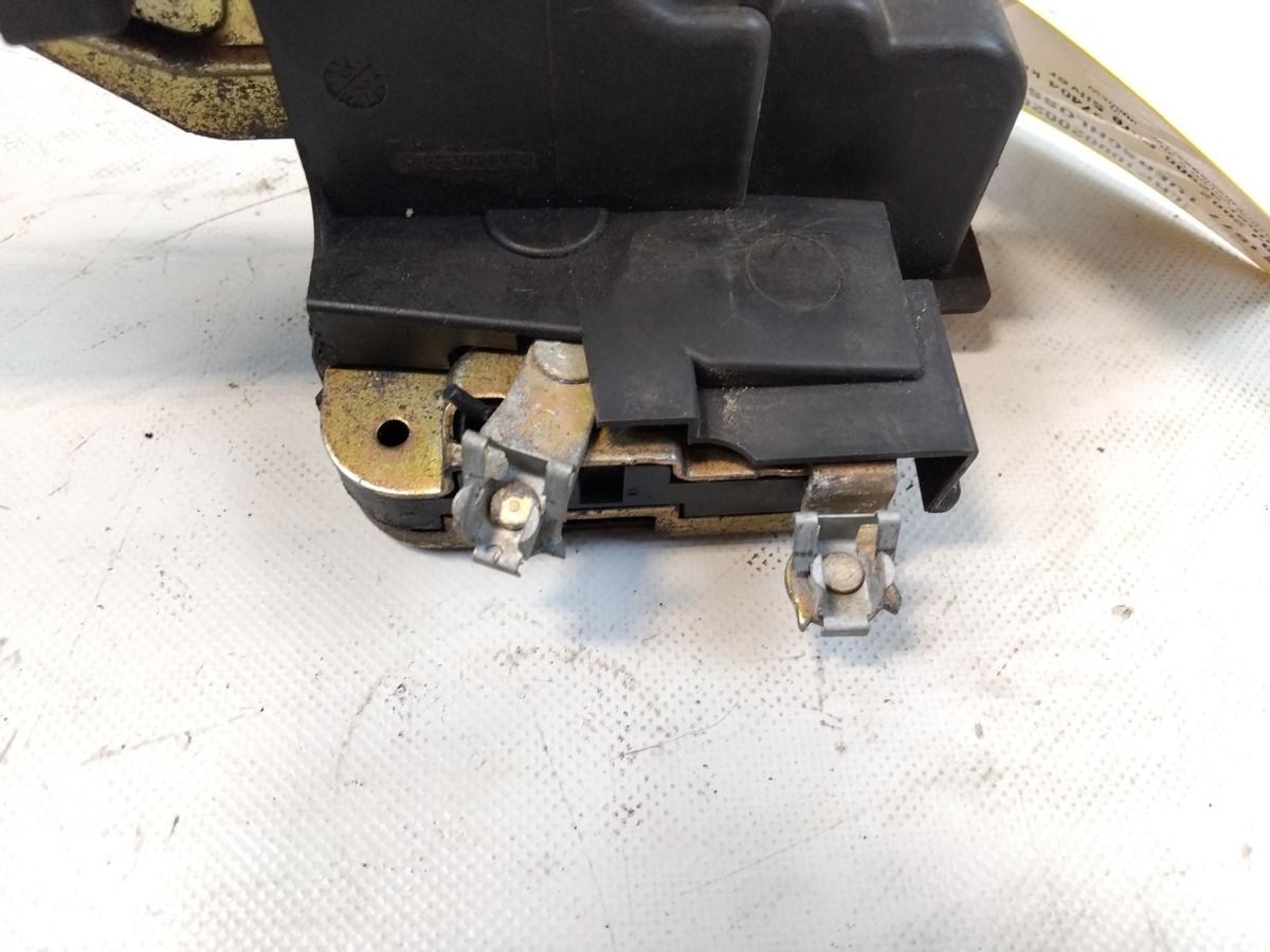 Volvo V40 S40 original T&uuml;rschlo&szlig; vorn links mit Zentralverriegelung Bj.2002