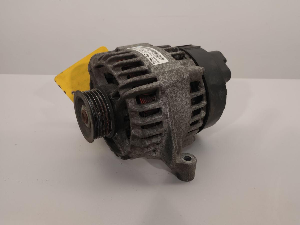 Fiat Punto 199 orig Lichtmaschine Generator 1.4 70kW Benzin 70A Bj 2009