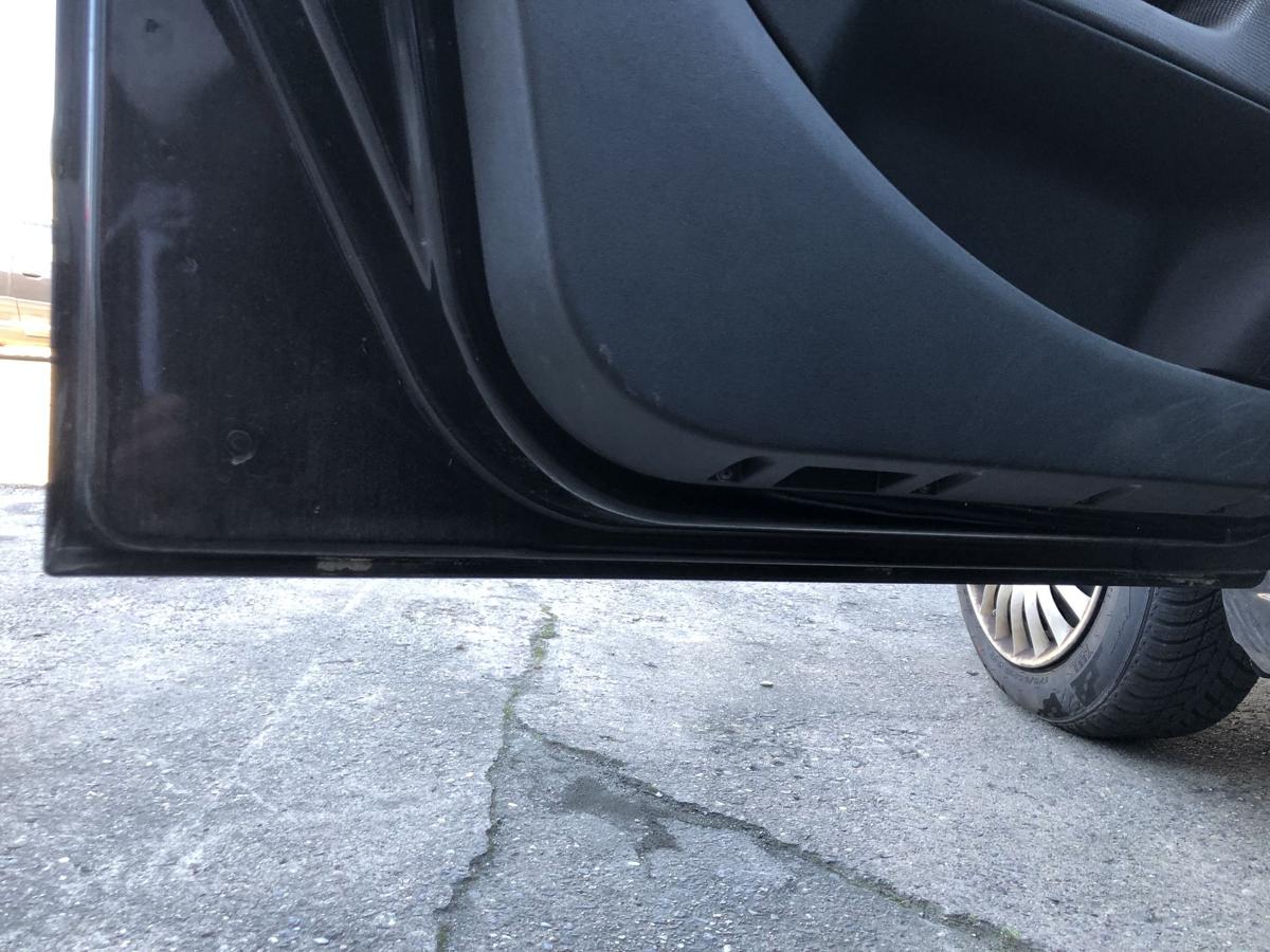 Fiat Grande Punto 199 T&uuml;r vorn links Fahrert&uuml;r 5 t&uuml;rer Roh 891 Nero Provocatore