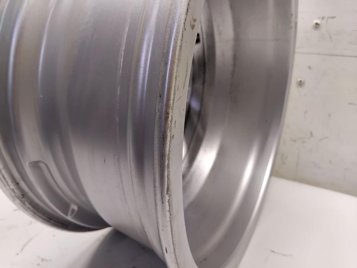 BMW 2er U06 original Alufelge 7Jx16H2 ET41 36116888838 mit Kratzern Bj.2022