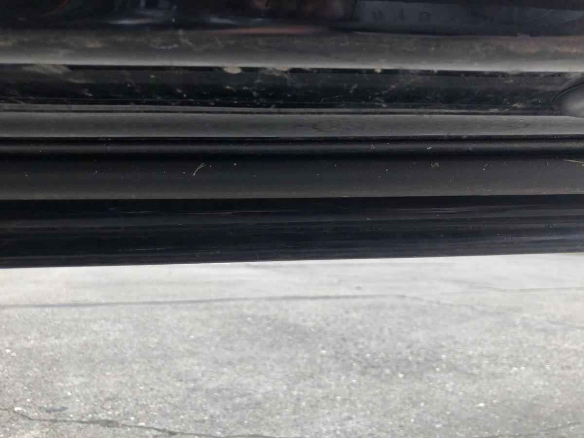 BMW 3er E90 E91 Tür vorn rechts Beifahrertür Rohbau Beschädigt schwarz II 668