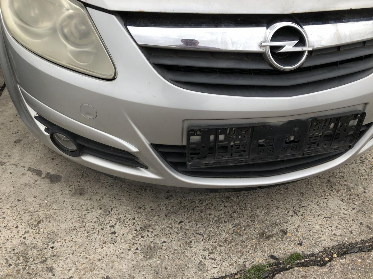 Opel Corsa D Sto&szlig;f&auml;nger vorn Frontsch&uuml;rze mit Nebelscheinwerfer 2AU Starsilber