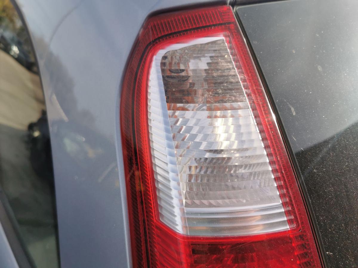 Opel Meriva A Rückleuchte Schlussleuchte Rücklicht Lampe hinten links
