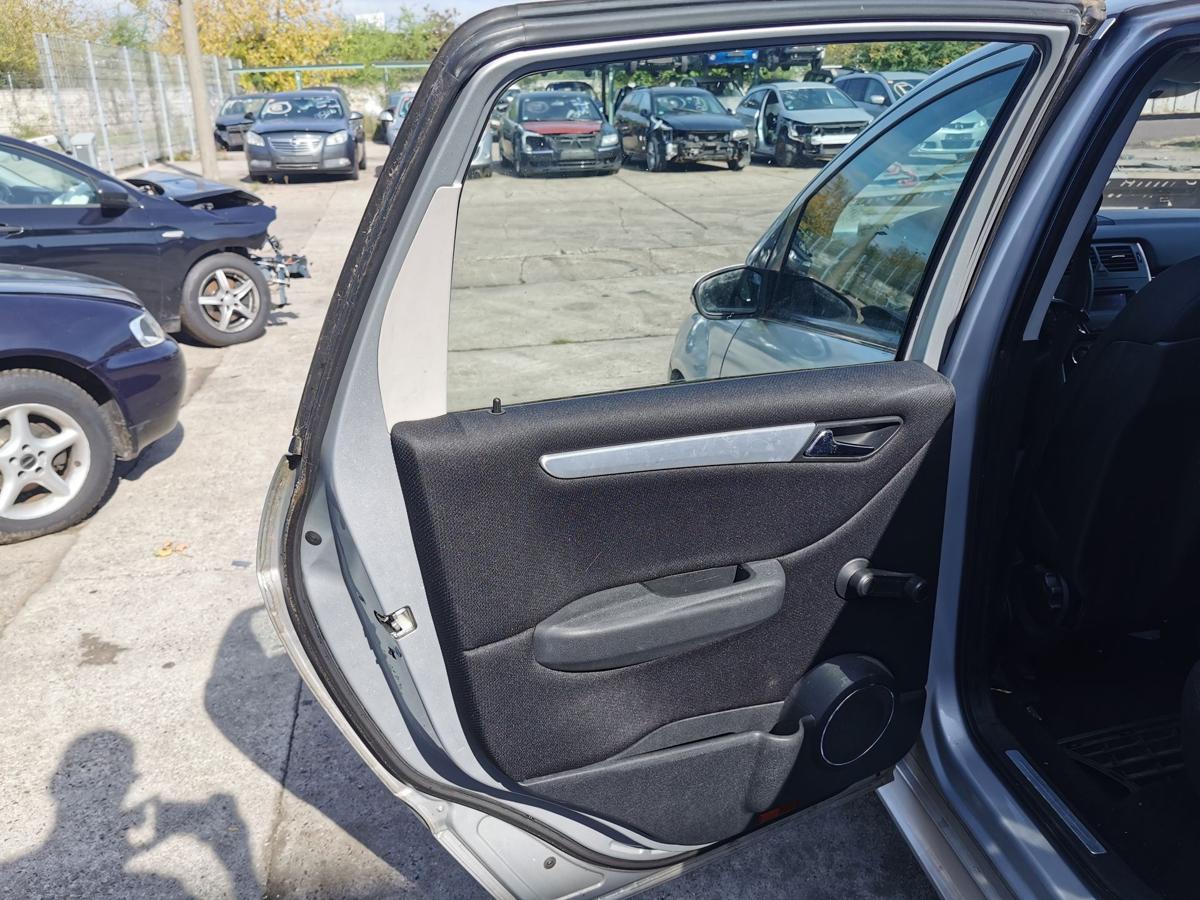 Mercedes B Klasse 245 Tür Autotür Rohbautür Fondtür hinten links 761 Polarsilber