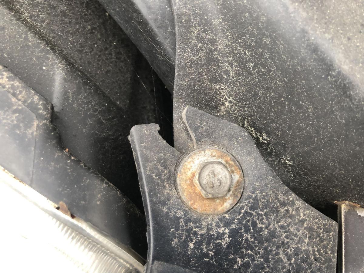 Chrysler Grand Voyager RT Stoßfänger vorn mit Nebelscheinwerfer und für SWRA