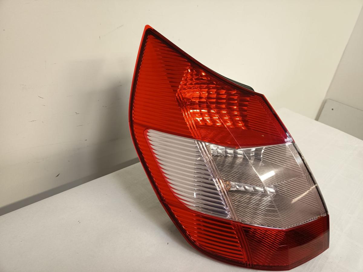 Renault Scenic II Phase I original R&uuml;ckleuchte/Schlusslicht hinten links Bj 2003