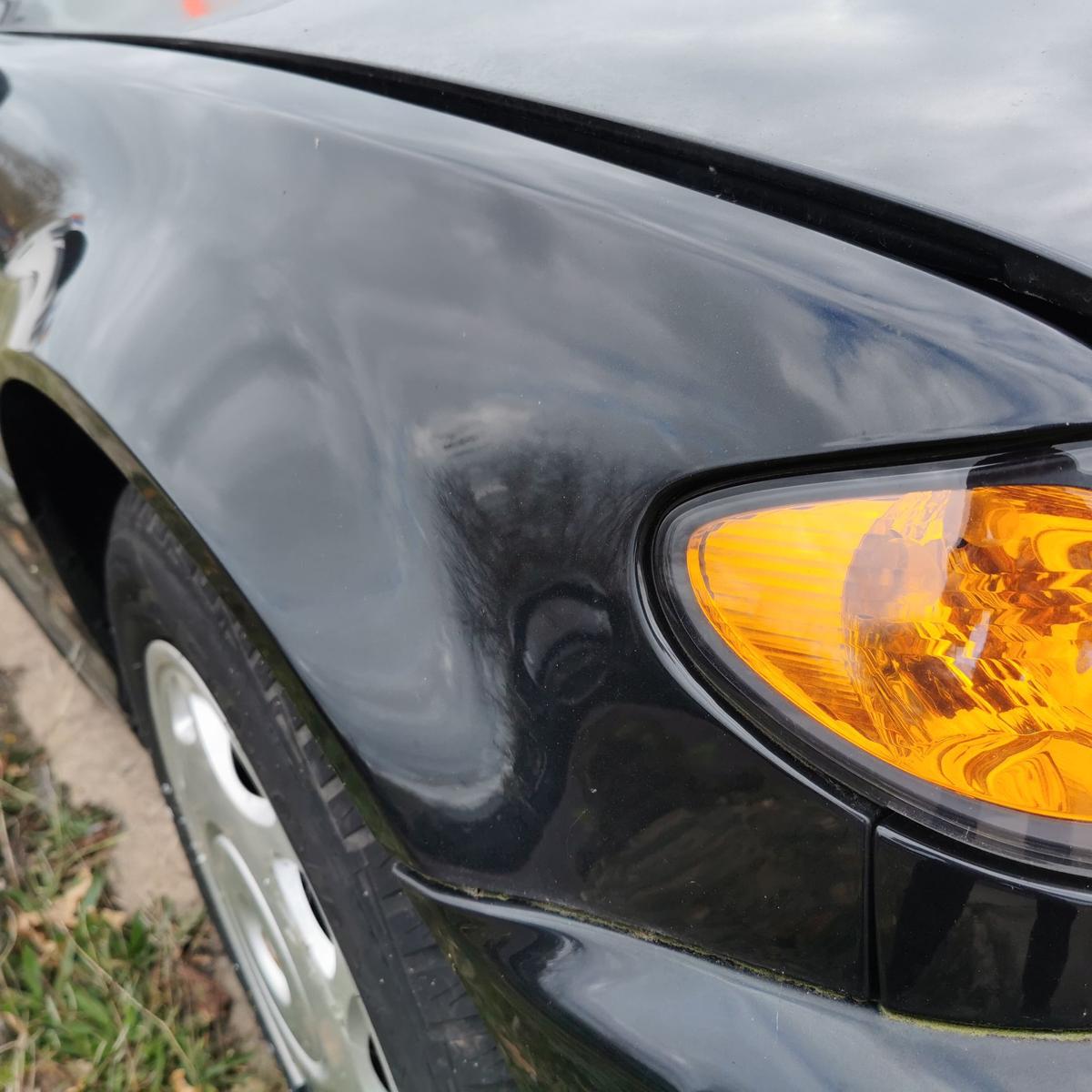 BMW 3er E46 Koftlügel Fender vorn rechts ab 01 475 Black Saphire Met