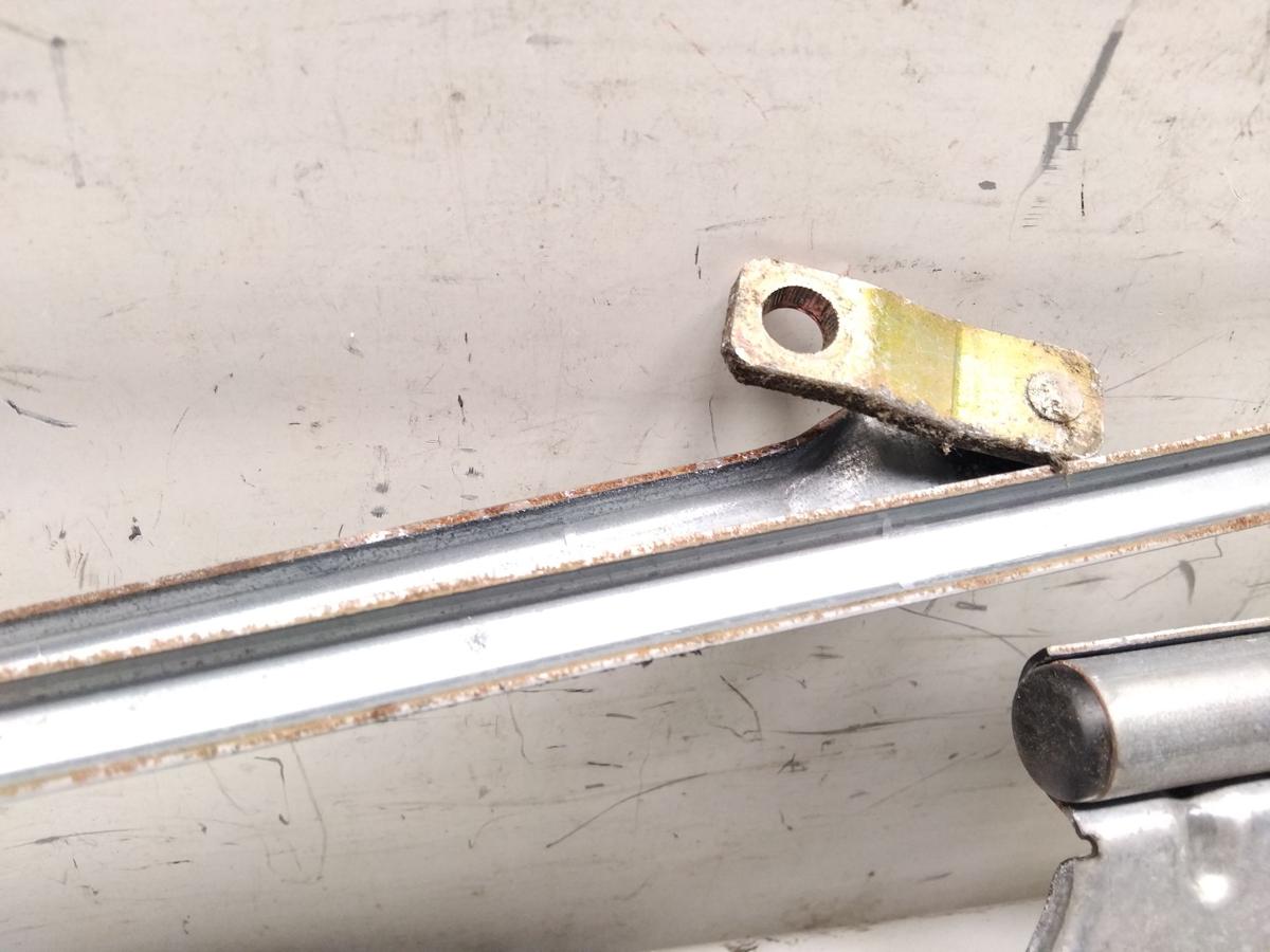 Mercedes SLK R170 original Wischergest&auml;nge vorn BJ1997