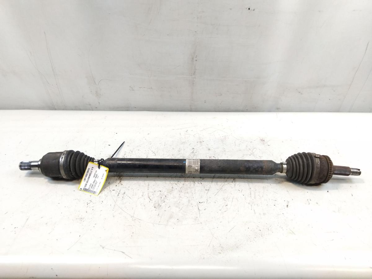 Hyundai i30 GD orig Antriebswelle Gelenkwelle vorn rechts 1.6CRDi 100kw BJ20015