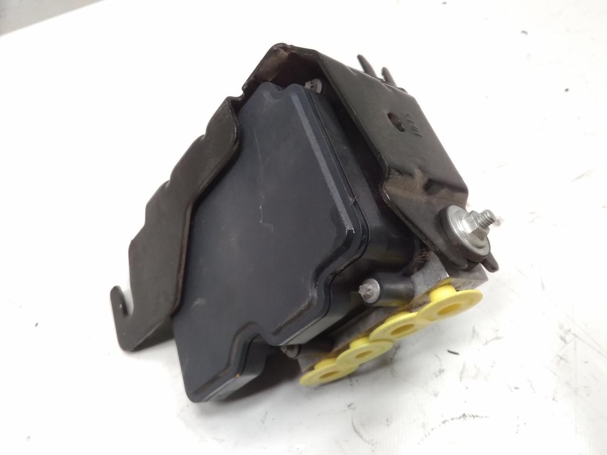 Dacia Logan 2 original ABS-Block 476605492R BJ2015