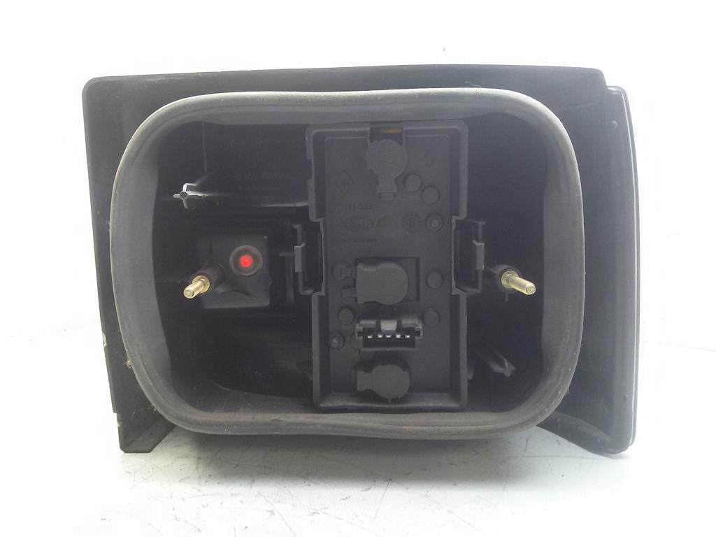 Renault R19 Phase 2 R&uuml;ckleuchte Heckleuchte links 7700815979 2VP00673601 BJ1995
