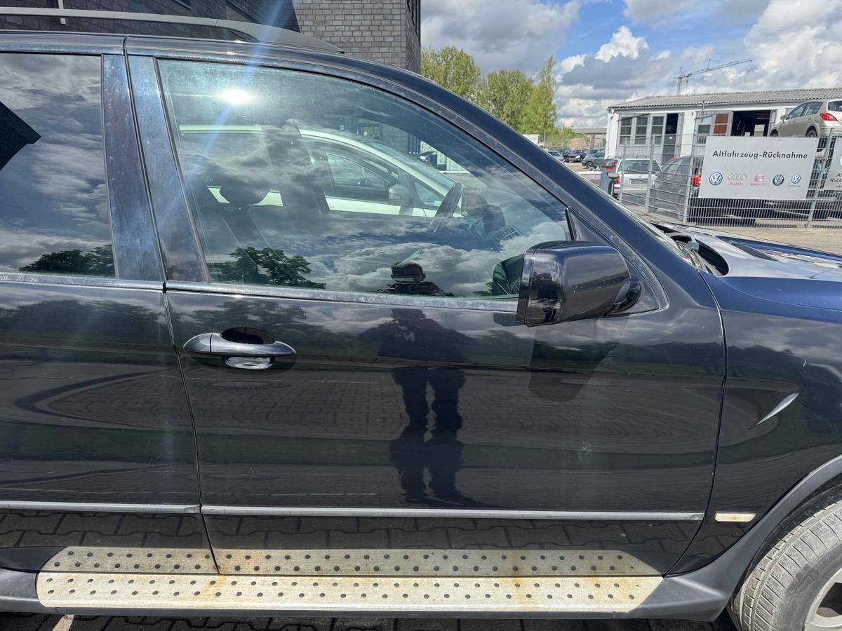 BMW X5 E53 original T&uuml;r vorn rechts 475 Blacksaphire Metallic Rohbau Bj.2003