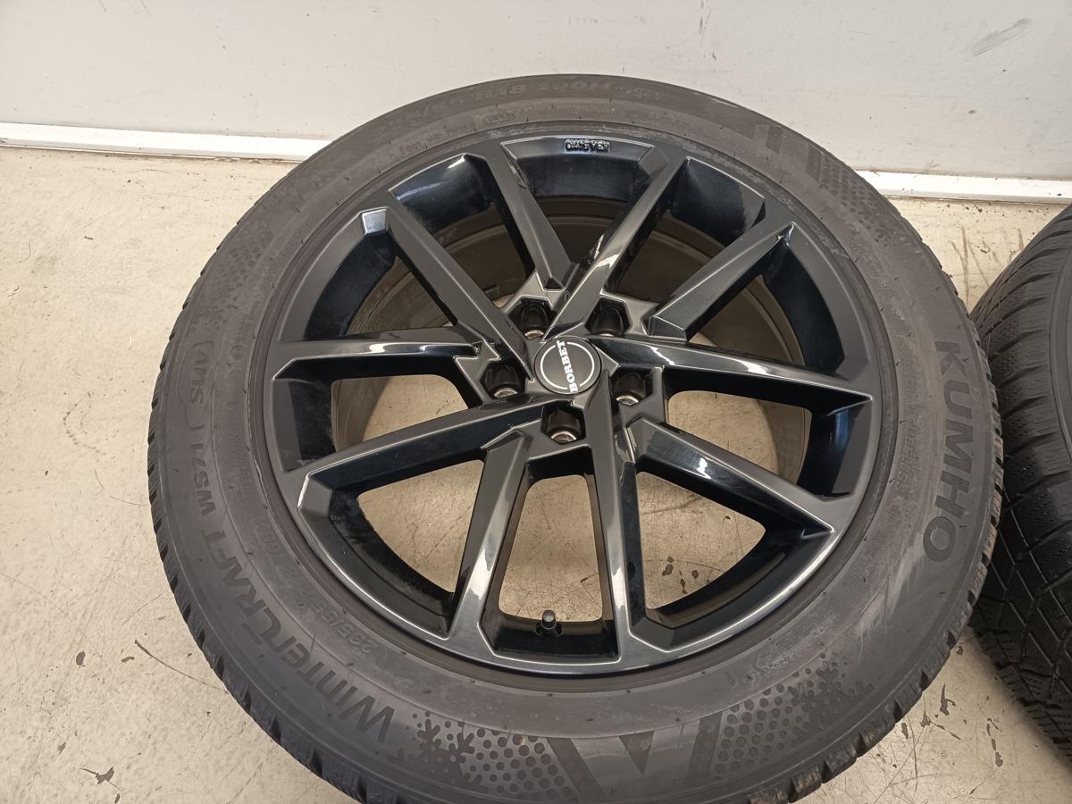 Seat Tarrcao Alufelgensatz Borbet 8x18 ET40 mit Winterreifen 235/55 R18 DOT 1822