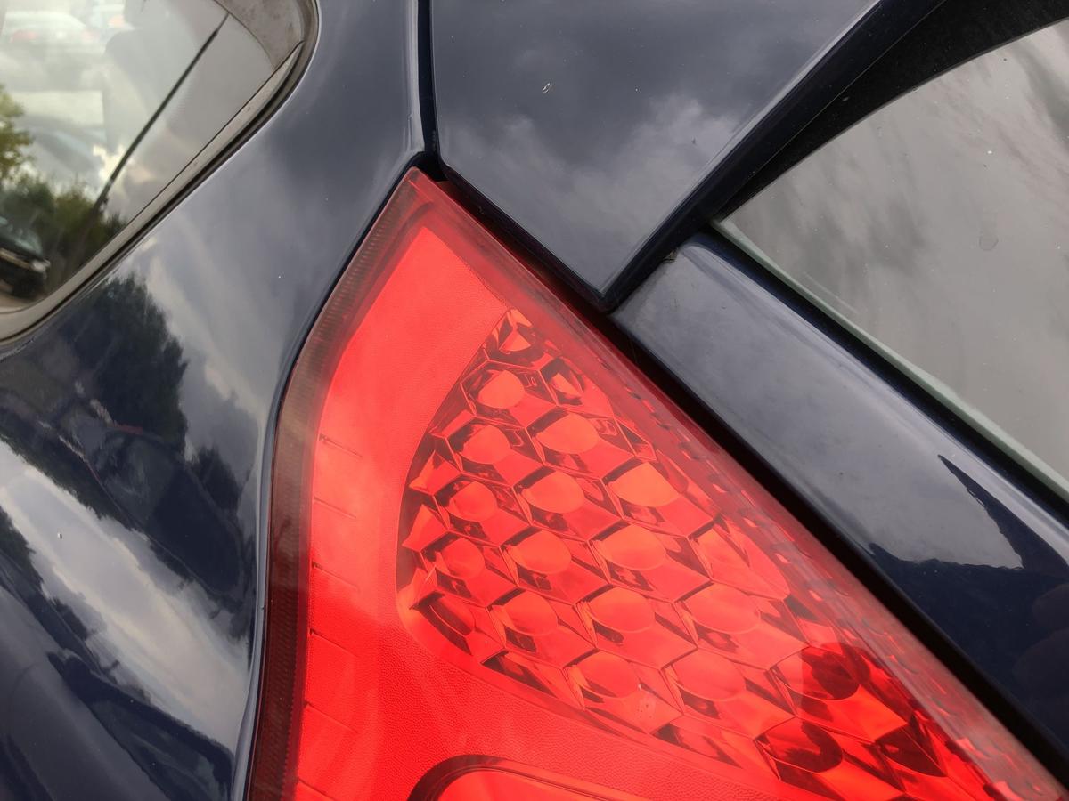 Ford Fiesta JA8 Rückleuchte links Rücklicht Heckleuchte 3 türer Heckleuchte