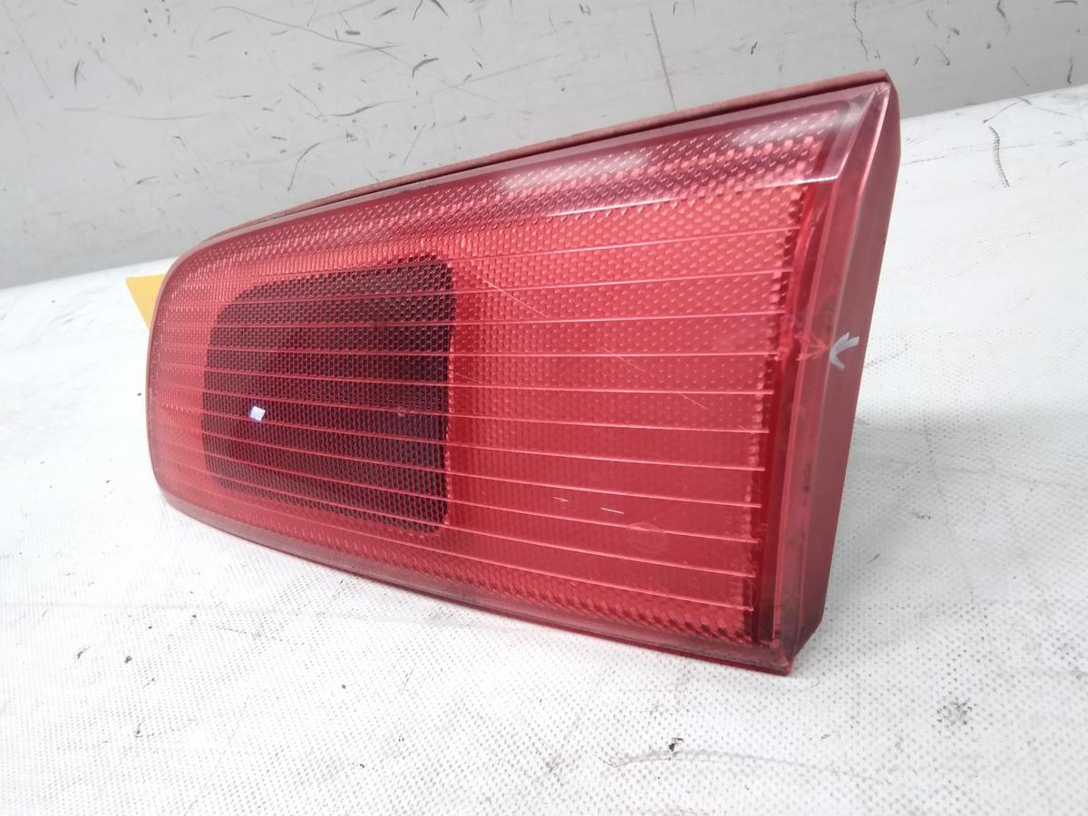 Mazda 2 DY original Rückleuchte Heckleuchte innen rechts Bj.2003
