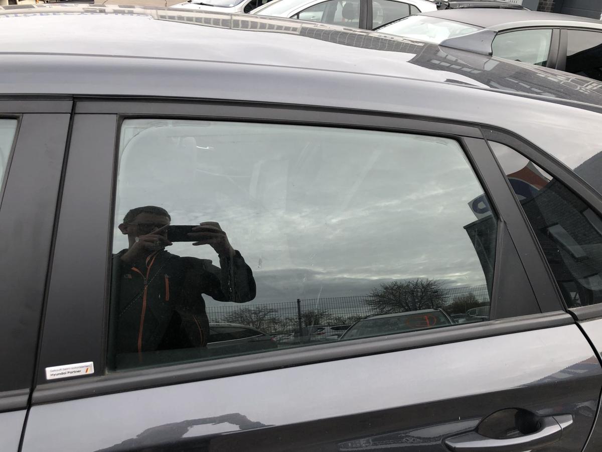 Hyundai i30 PD Mild Hybrid Türscheibe hinten links Seitenscheibe Colorglas 5trg