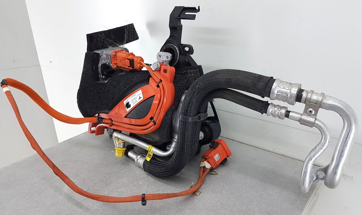 Tesla Model X Klimakompressor Bj2022 1501256-00-M K&auml;ltemittel R1234yf