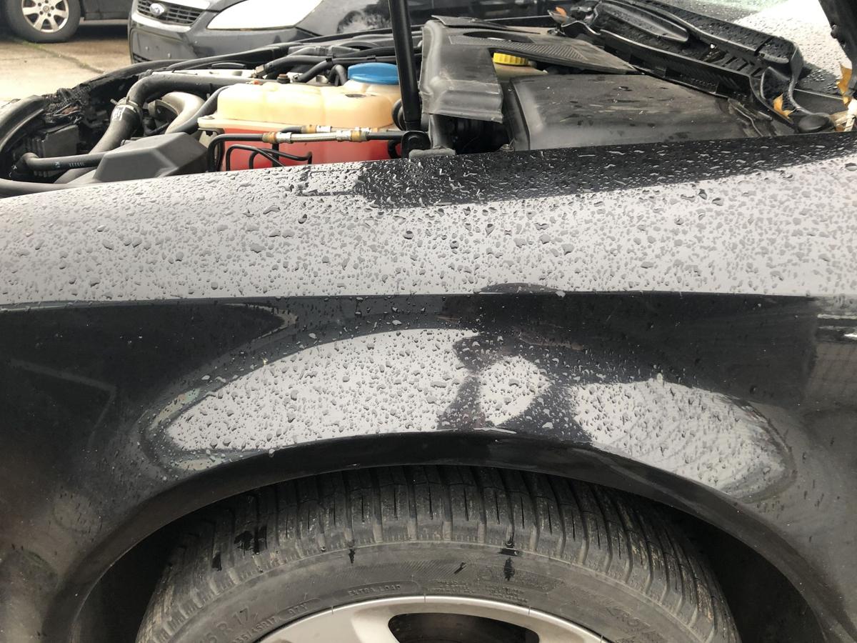 Audi A4 8E B6 Limo Kotflügel links Fender Radabdeckung LZ9W Radverkleidung