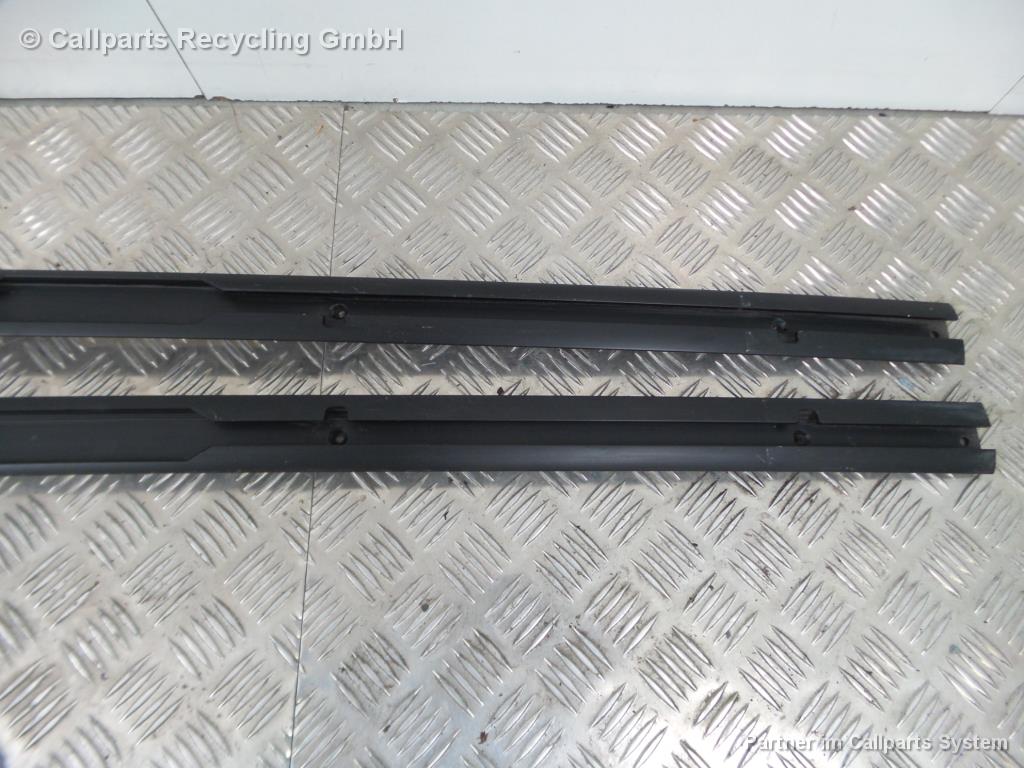 VW Touareg 7L Dachleisten 7L6860183F 7L6860184F schwarz Schienen Bj.2009