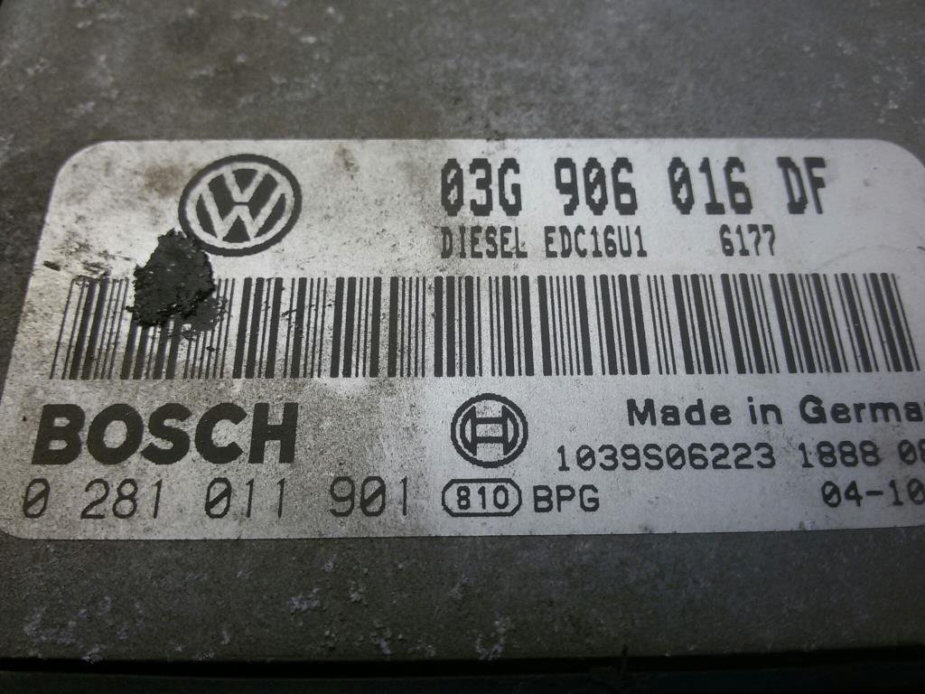 VW Golf 5 original Steuergerät Motor 0281011901 BJ2004