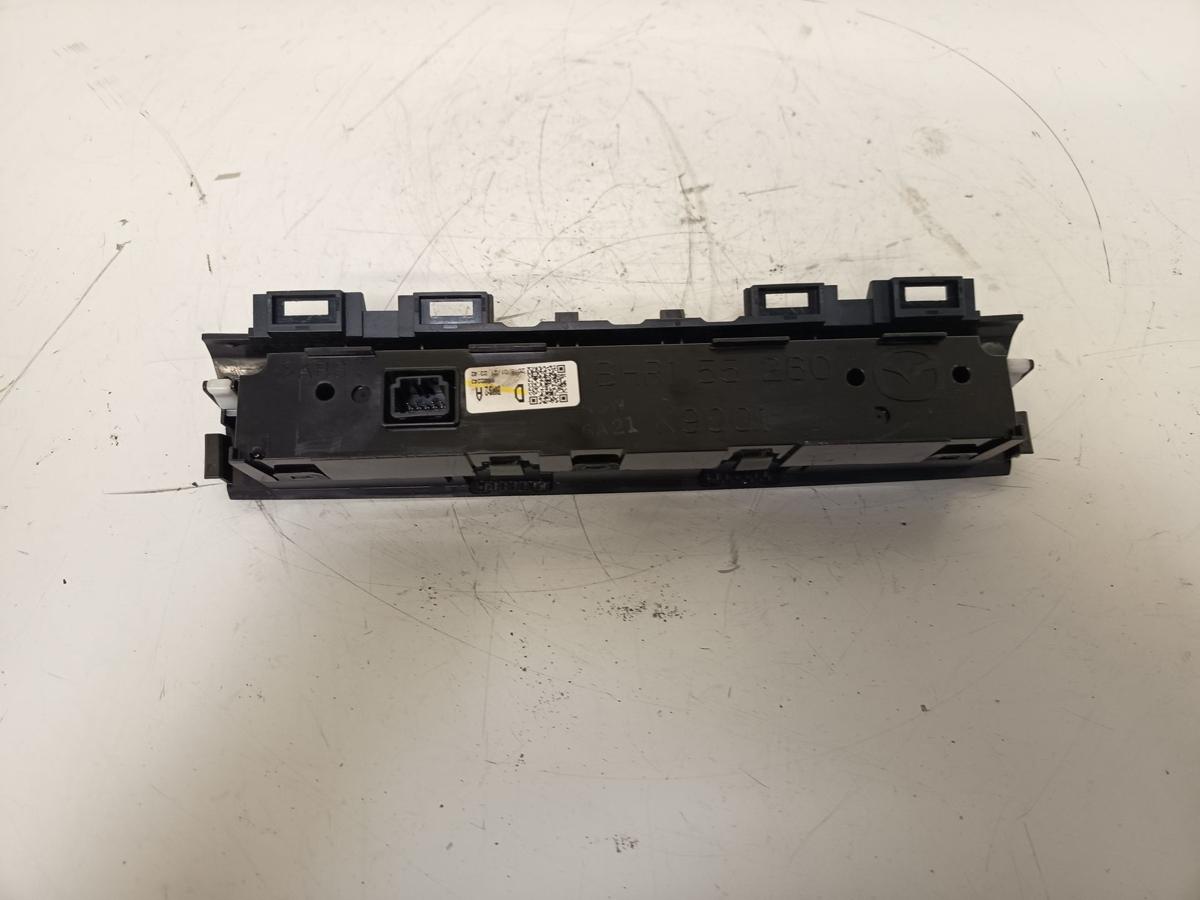 Mazda 3 BM orig Schalter für Sitzheizung und PDC 155260 Bj 2016