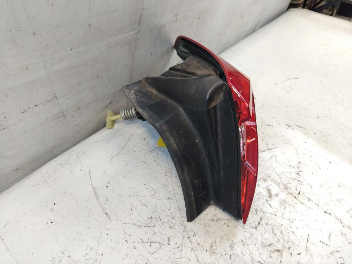 Ford Fiesta HJ HF original R&uuml;ckleuchte Heckleuchte rechts Bj.2019