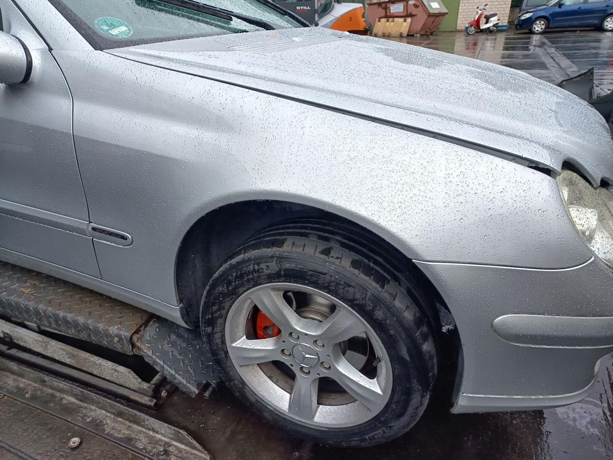 Mercedes CL203 Coupe orig Kotflügel rechts 775 Silber Bj 2006