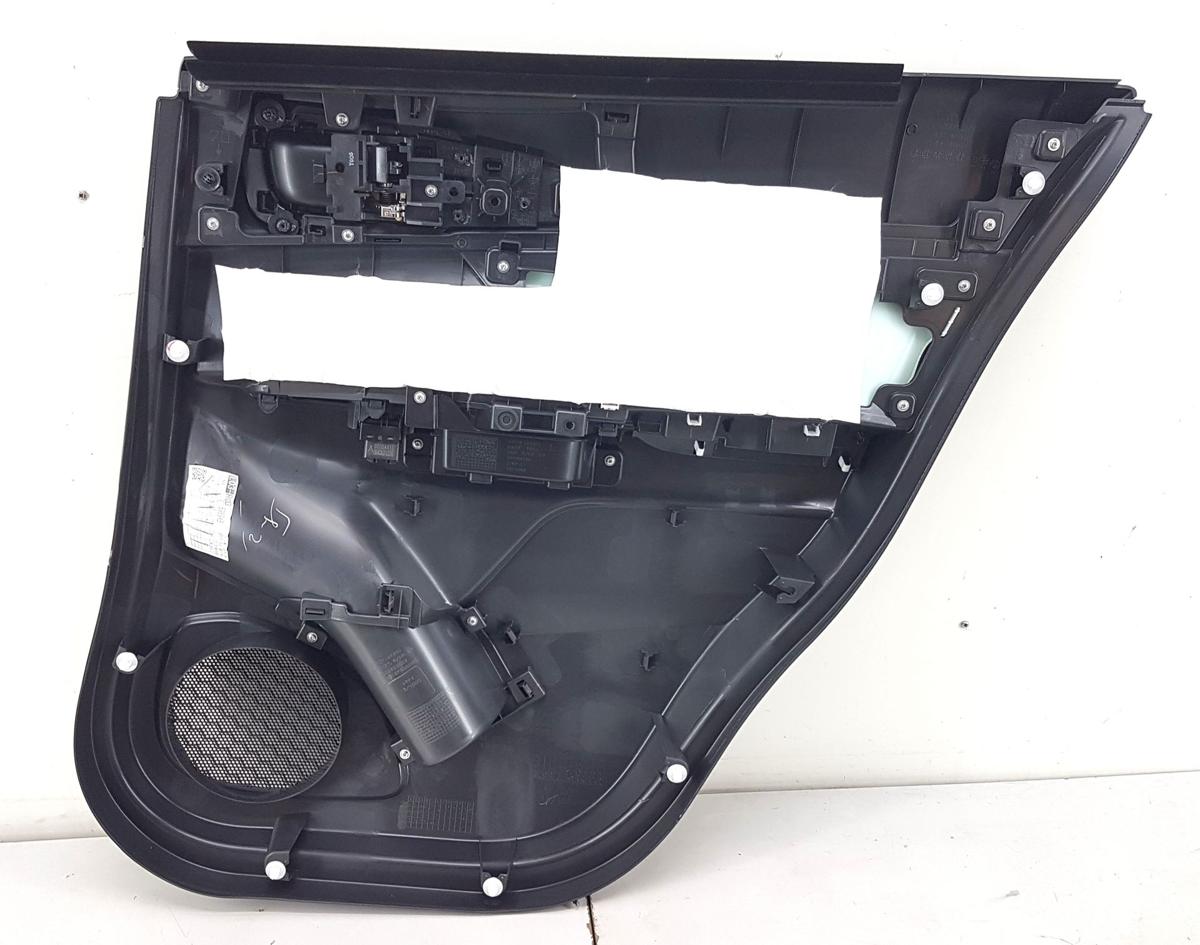 Mitsubishi Eclipse Cross T&uuml;rverkleidung hinten links Bj2023 7222B295ZZ schwarz