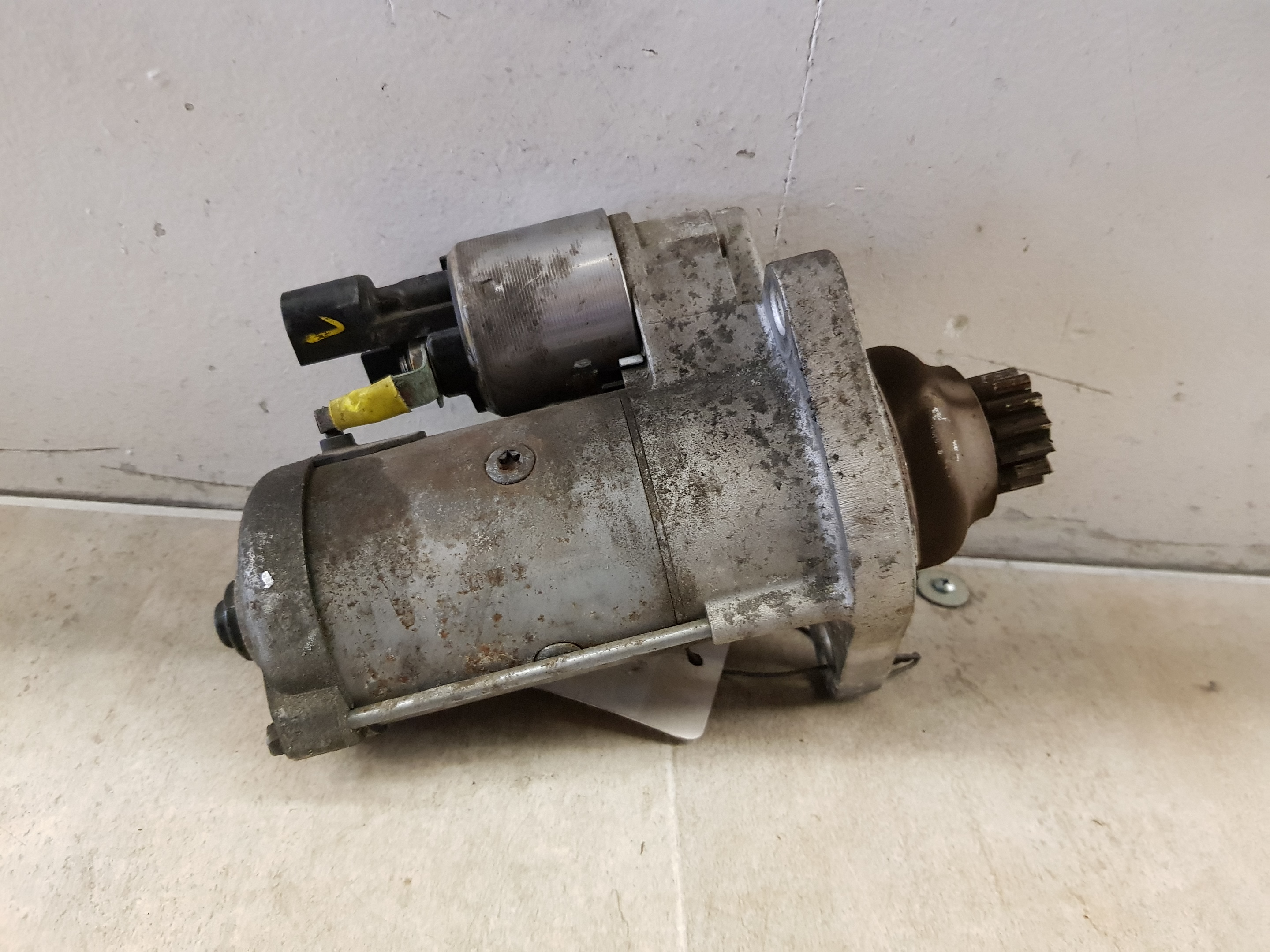 VW Polo 6R 09-14 Anlasser Starter 1.6TDI 66KW 02Z911024N Valeo