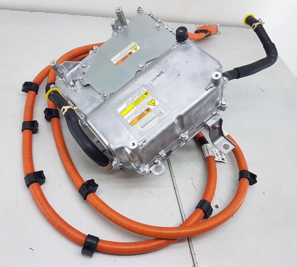 Mitsubishi Eclipse Cross Steuerger&auml;t Elektromotor hinten Bj2023 Inverter