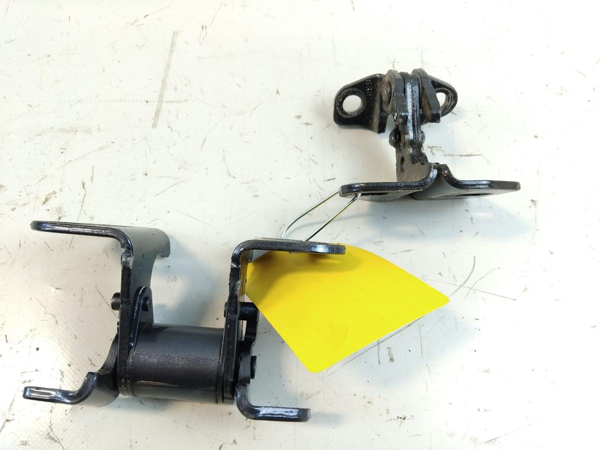 Tesla Model S Facelift original Satz Türscharniere vorn links unfallfrei Bj.2023