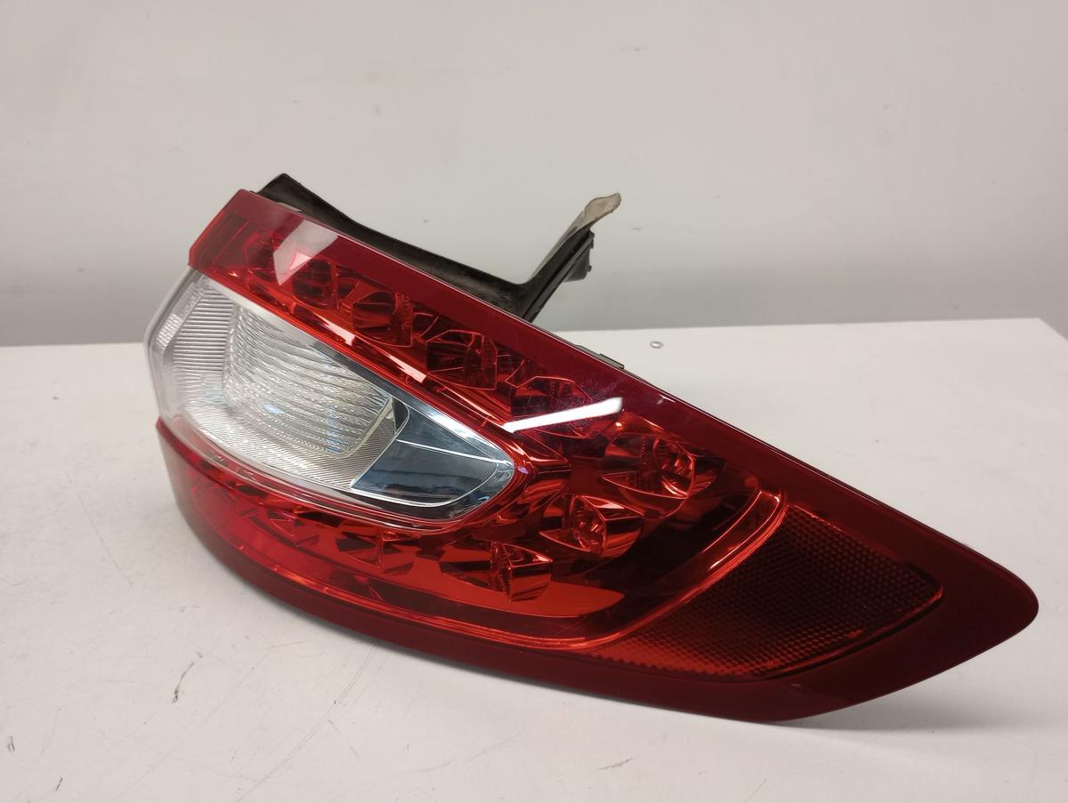 Ford Mondeo V BA7 orig R&uuml;ckleuchte au&szlig;en rechts LED vor Facelift Bj 2015