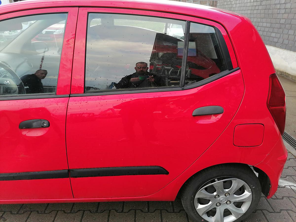 Hyundai i10 PA Tür hinten links H4-Electric Red BJ11-13