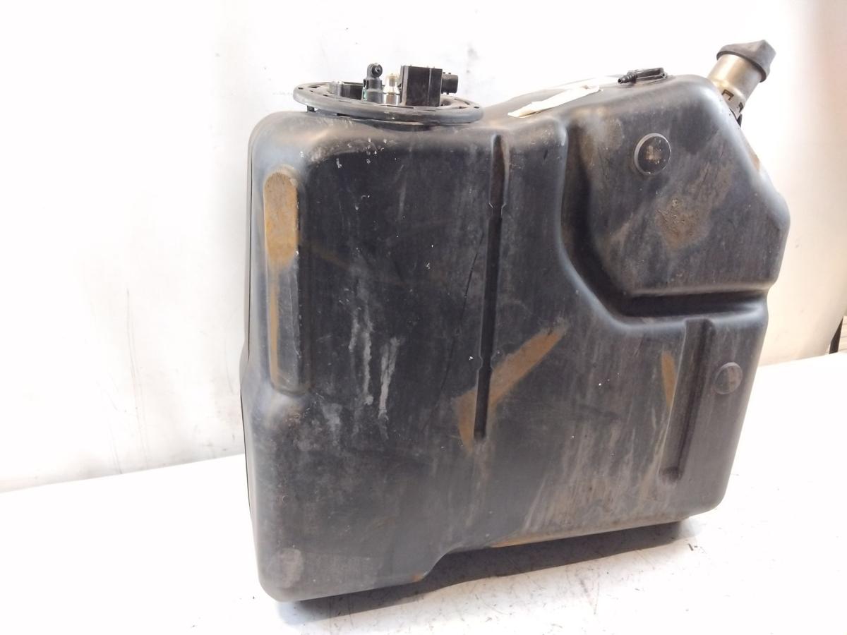 Mercedes Actros MP4 963 Reduktionsmittelbeh&auml;lter Ad-Blue-Tank 75 Liter Bj.2018