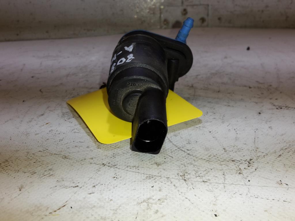 Mercedes A-Klasse W169 BJ 2007 Pumpe Scheinwerferreinigung 2108691021 Waschpumpe