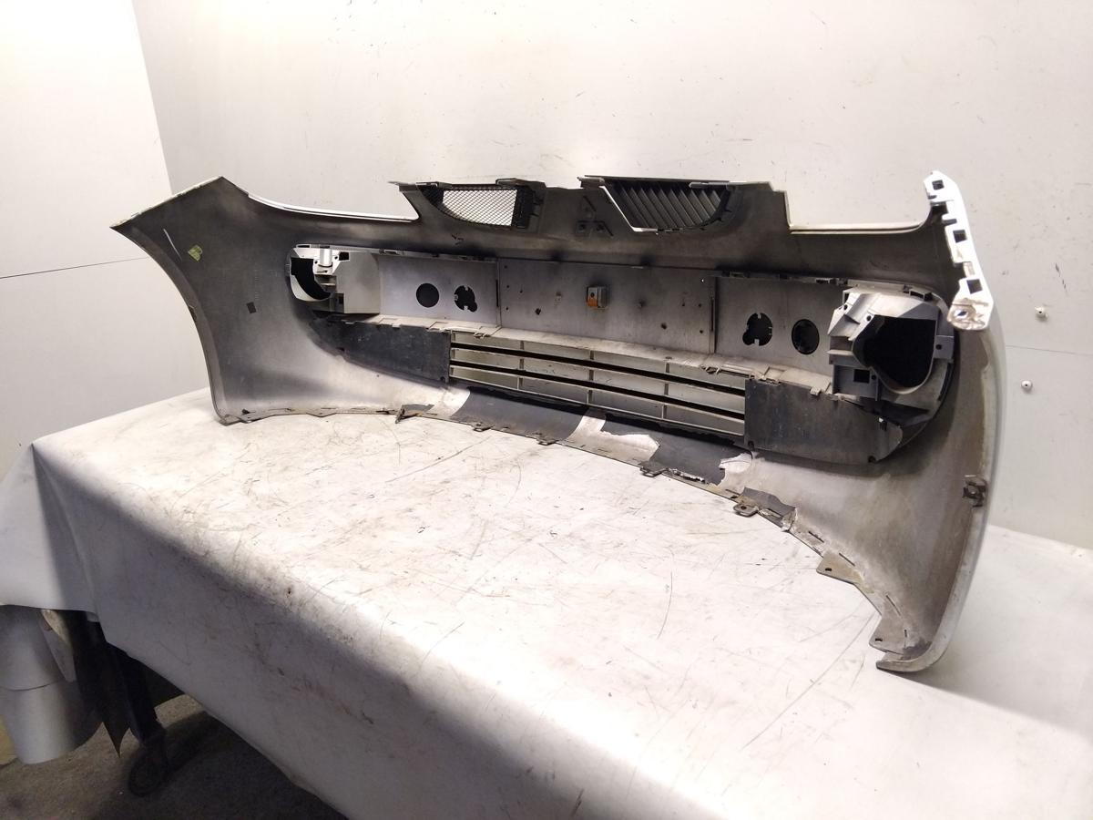 Mitsubishi Colt Z30 original Sto&szlig;f&auml;nger Sto&szlig;stange vorn silbermetallic BJ2007
