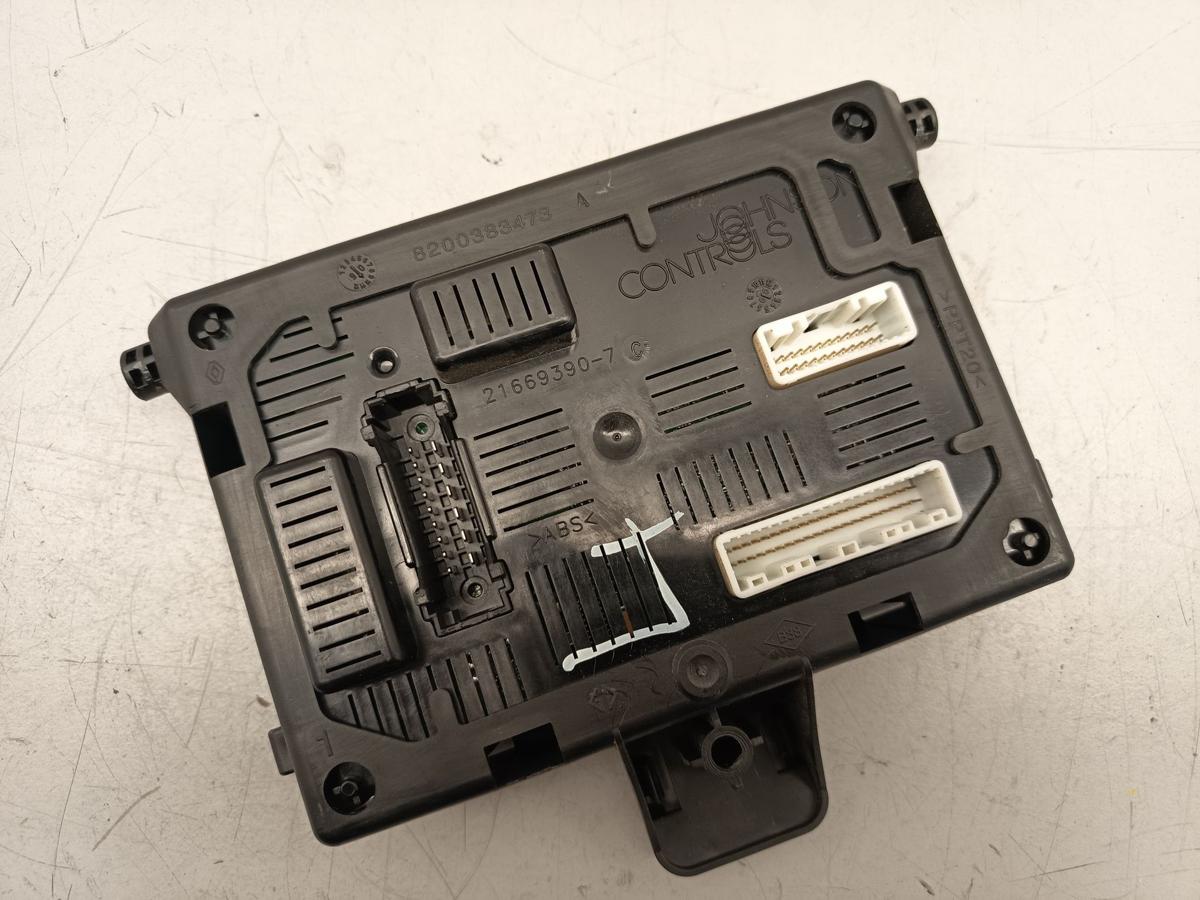 Renault Clio III original Steuerger&auml;t Komfort BCM 8200652284 Baujahr 2006