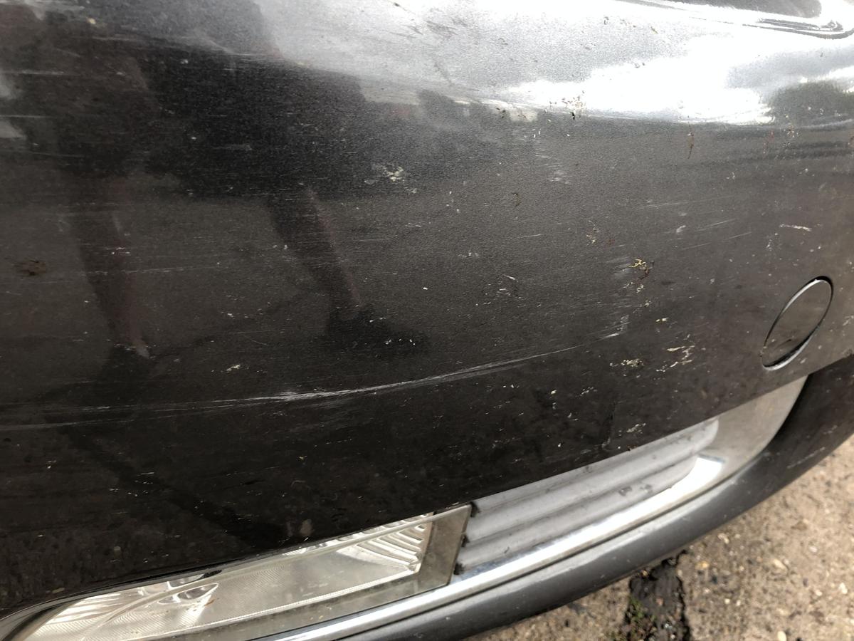 Opel Insignia A 0G-A Stoßfänger vorn Frontschürze Nebelscheinwerfer Z177 grau