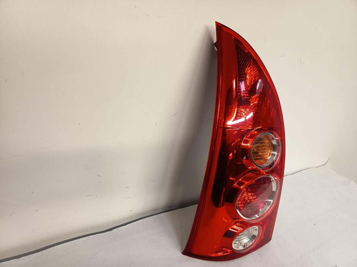 Mazda Premacy CP orig Rückleuchte Schlusslicht hinten links 22061961 Bj 2004
