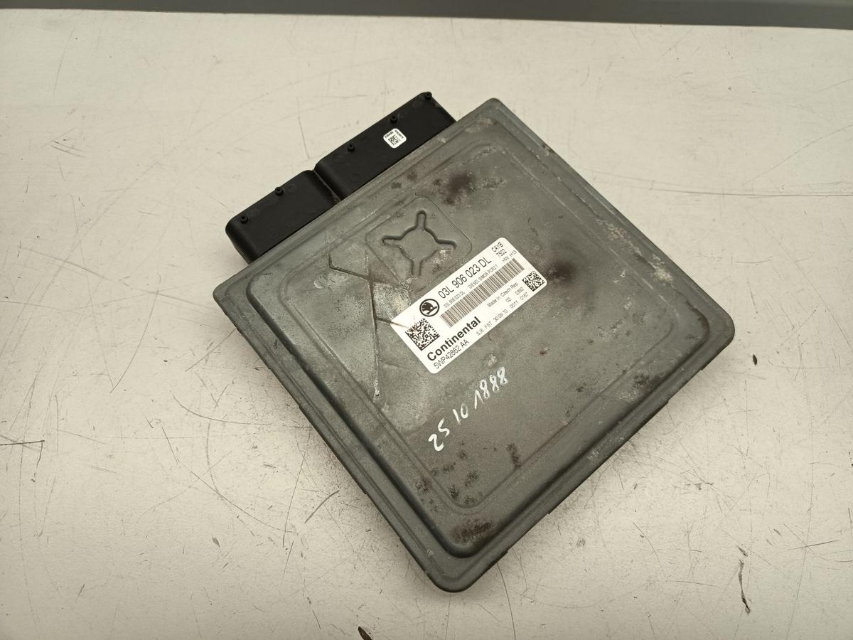 Skoda Fabia 5J original Steuergerät Motor 03D906023DL Baujahr 2010