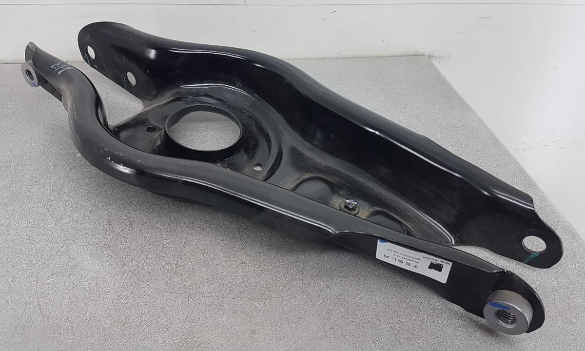 Tesla Model Y Querlenker hinten rechts unten Bj25 1288456-00-A Facelift Juniper