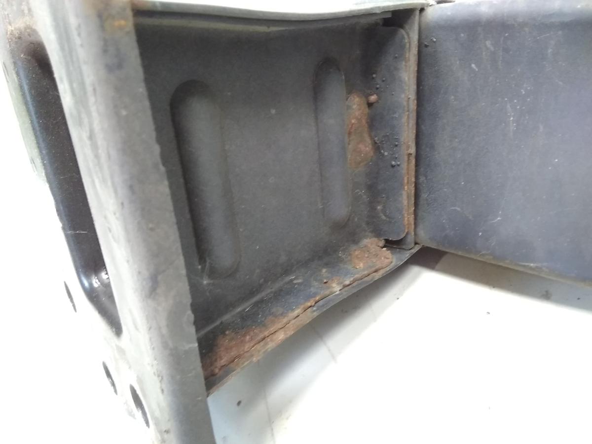 Opel Tigra TwinTop original Tr&auml;ger Verst&auml;rkung Sto&szlig;f&auml;nger vorn BJ2006