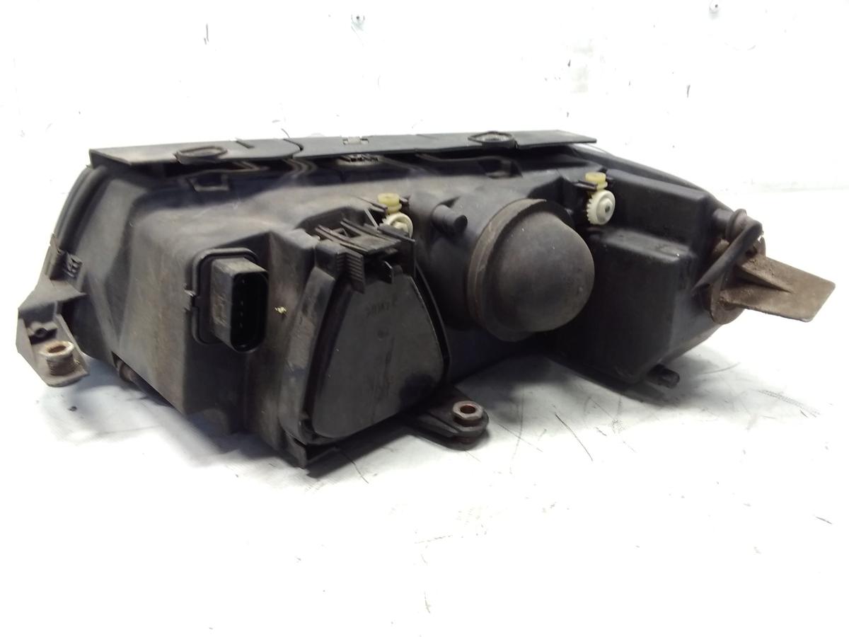 VW Passat 3BG original Scheinwerfer rechts Hella Halogen mit LWR BJ2004