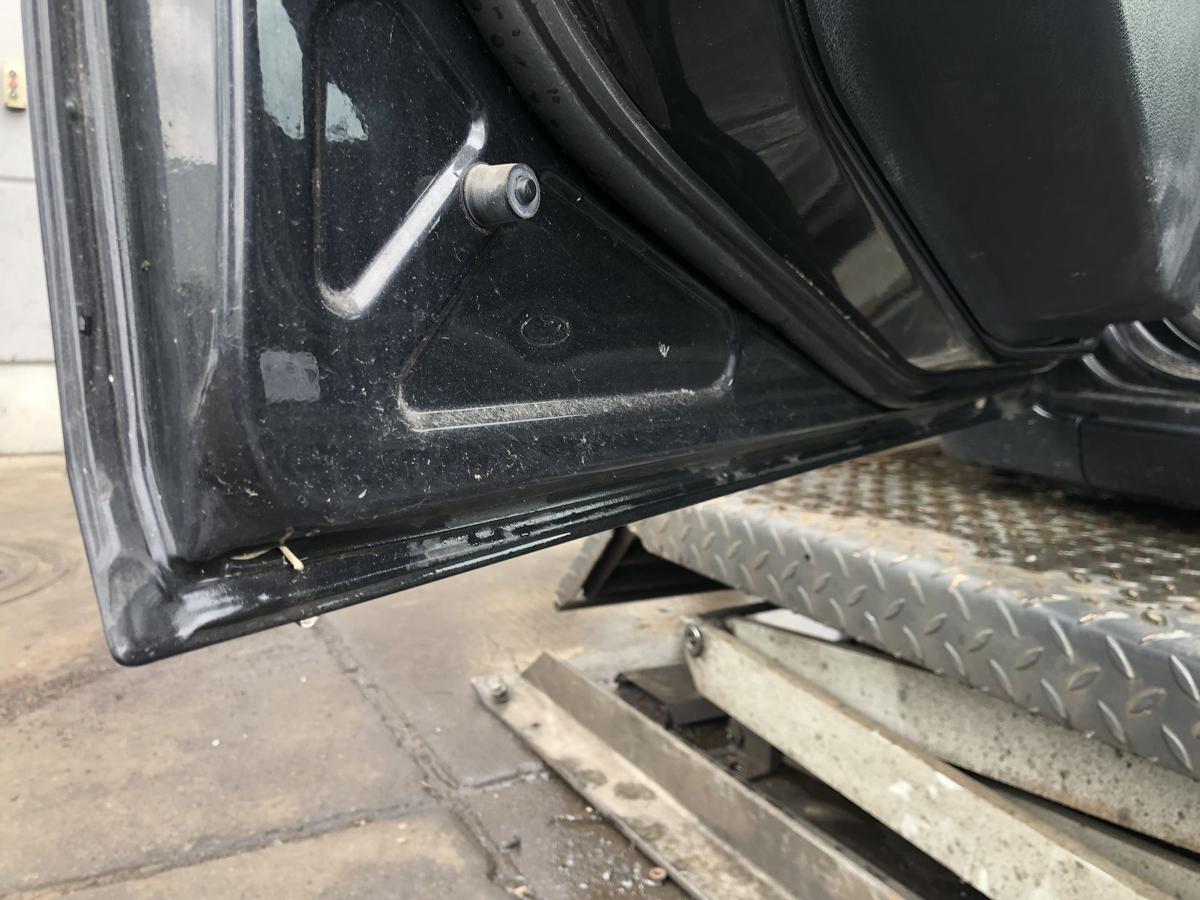 Ford Fiesta ´02 original Tür vorn links Fahrer Pantherschwarz Bj 2007