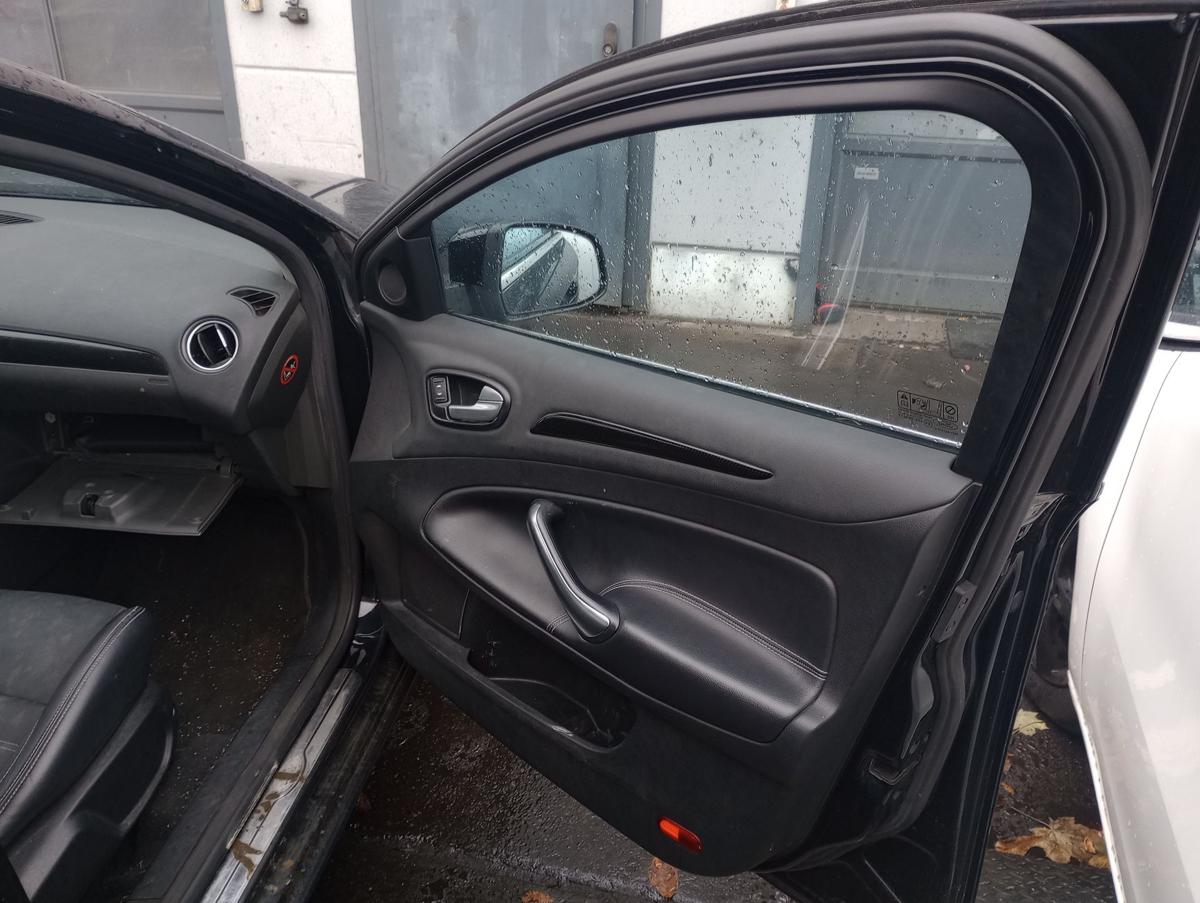 Ford Mondeo IV Kombi orig Tür vorne rechts Beifahrer Panther Schwarz Bj 2010
