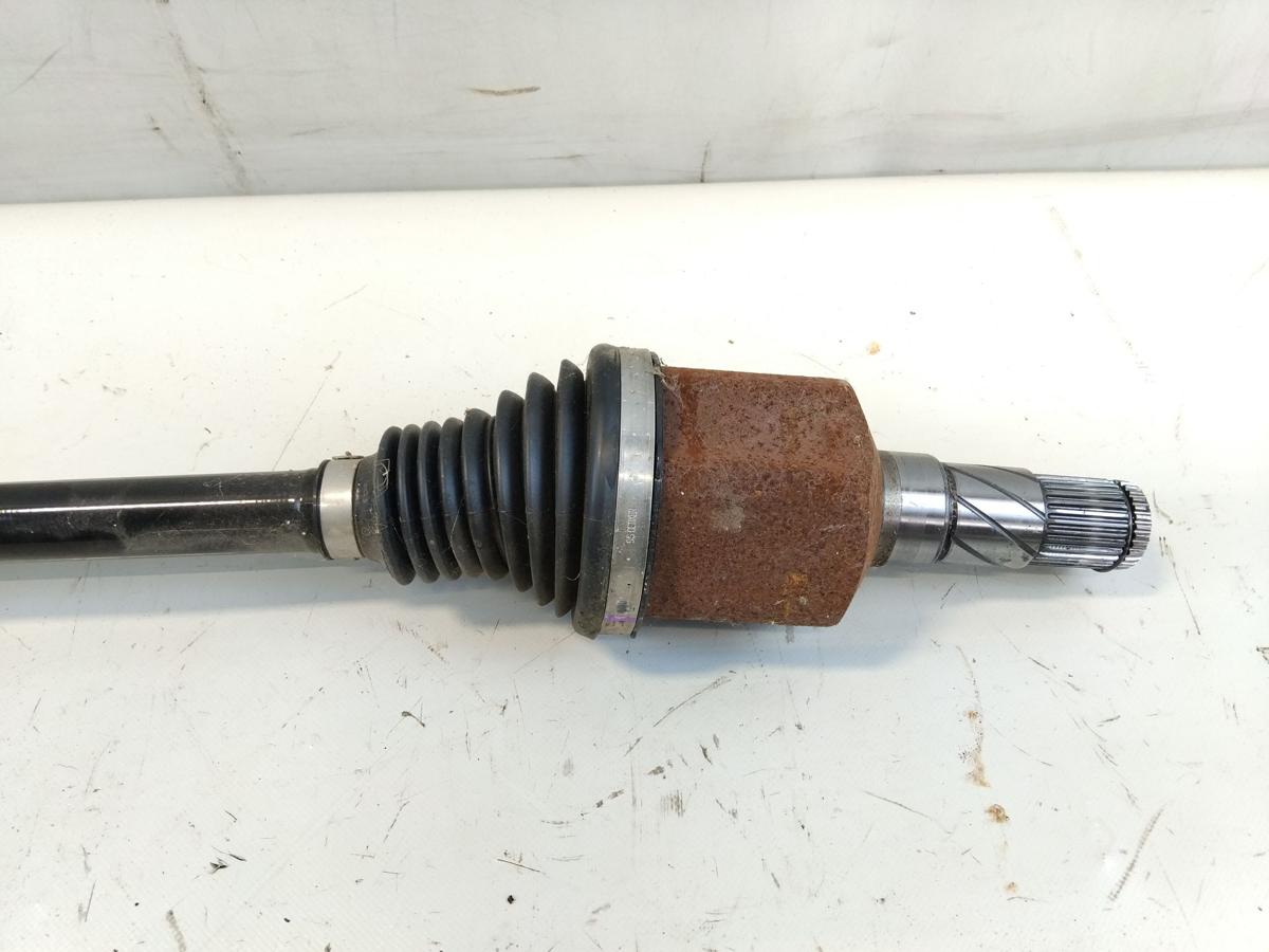 Tesla Model Y original Antriebswelle Gelenkwelle hinten Bj.2022