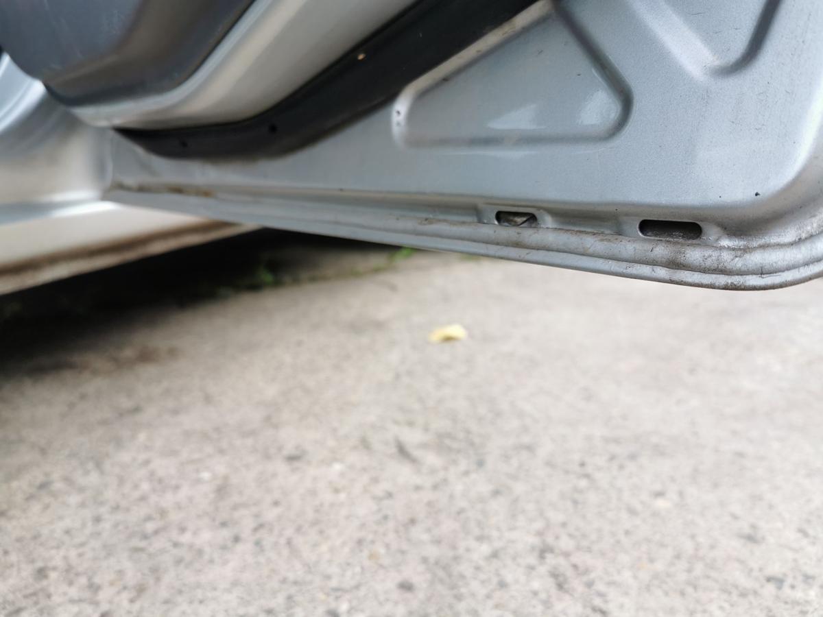 Ford Fusion JU2 Tür Autotür Rohbautür Fondtür hinten rechts Polar Silber ROST