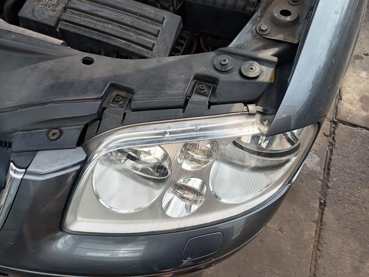 VW Touran 1T original Hauptscheinwerfer links Halogen Frontlicht Bj 2006